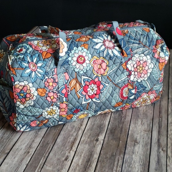 **Not Available**Vera Bradley Large Travel Duffel - Picture 8 of 8